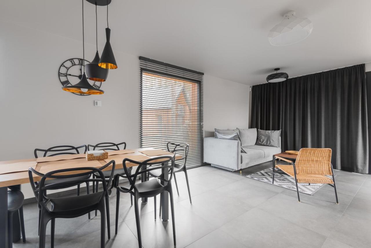 Holiday home Mazurski Dom Nad Jeziorem & Sauna By Downtown *