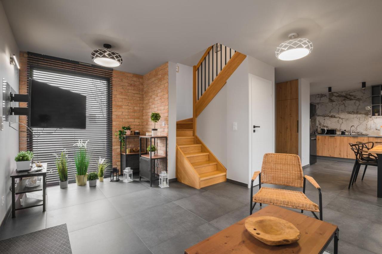 Holiday home Mazurski Dom Nad Jeziorem & Sauna By Downtown *